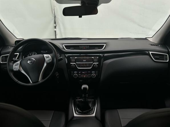 Nissan Qashqai II с пробегом 2015 года, цена 1 114 000 рублей, 203878 км, внедорожник, Автокод Объявления