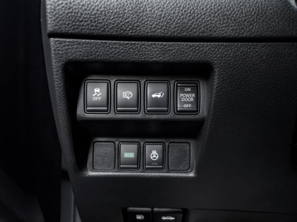 Nissan X-Trail III Рестайлинг с пробегом 2018 года, цена 1 980 000 рублей, 146541 км, внедорожник, Автокод Объявления