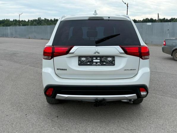 Mitsubishi Outlander III Рестайлинг 2 с пробегом 2017 года, цена 1 746 000 рублей, 137545 км, внедорожник, Автокод Объявления