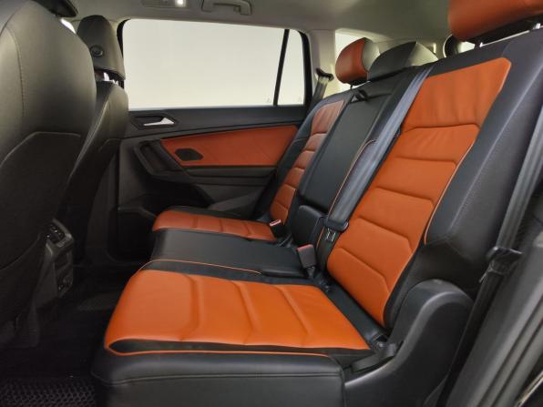 Volkswagen Tiguan II с пробегом 2019 года, цена 2 785 000 рублей, 100737 км, внедорожник, Автокод Объявления