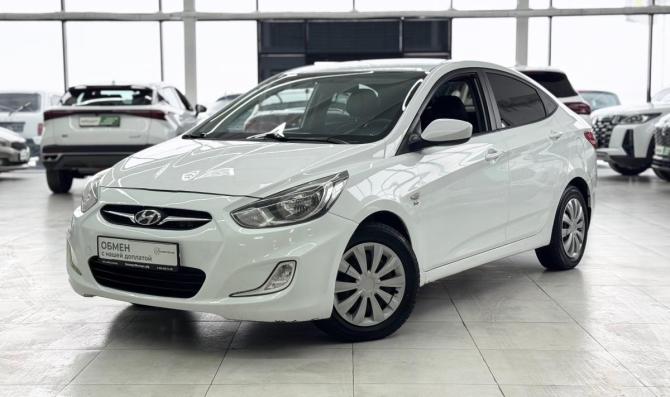 Hyundai Solaris I с пробегом 2011 года, цена 639 000 рублей, 283500 км, седан, Автокод Объявления