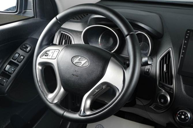 Hyundai ix35 I Рестайлинг с пробегом 2014 года, цена 1 399 000 рублей, 156062 км, внедорожник, Автокод Объявления