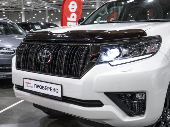 Toyota Land Cruiser Prado 150 Series Рестайлинг 3 с пробегом 2021 года, цена 6 400 000 рублей, 16000 км, внедорожник, Автокод Объявления