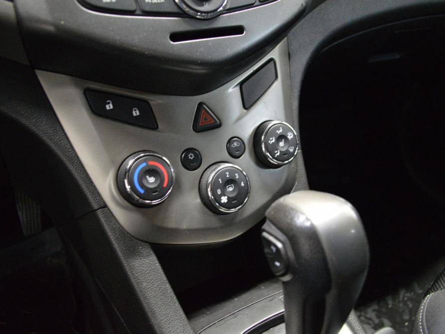 Chevrolet Aveo II Санкт-Петербург  - изображение 15