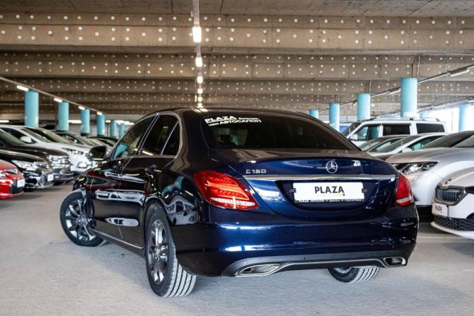 Mercedes-Benz C-Класс IV (W205) с пробегом 2015 года, цена 2 079 000 рублей, 131527 км, седан, Автокод Объявления