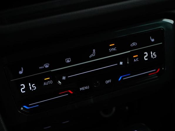 Volkswagen Tiguan II Рестайлинг с пробегом 2021 года, цена 2 549 777 рублей, 96063 км, внедорожник, Автокод Объявления