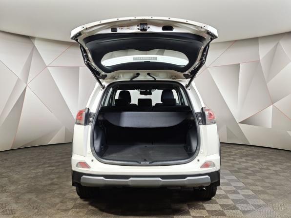 Toyota RAV4 IV (XA40) Рестайлинг с пробегом 2017 года, цена 2 353 000 рублей, 188361 км, внедорожник, Автокод Объявления