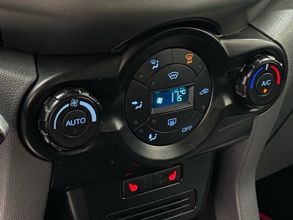 Ford EcoSport II с пробегом 2015 года, цена 1 150 000 рублей, 115110 км, внедорожник, Автокод Объявления
