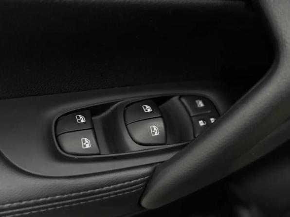 Nissan Qashqai II Рестайлинг с пробегом 2020 года, цена 2 050 000 рублей, 132461 км, внедорожник, Автокод Объявления