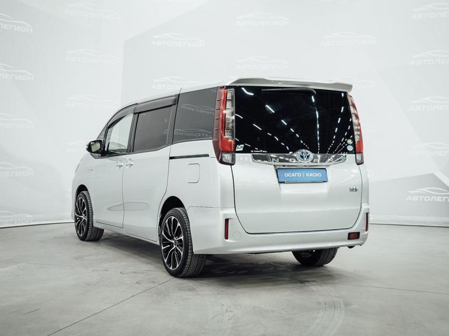 Toyota Noah III (R80) Новосибирск  - изображение 7