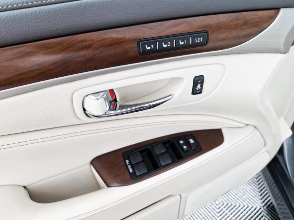 Lexus LS IV Рестайлинг 2 с пробегом 2012 года, цена 2 469 000 рублей, 214123 км, седан, Автокод Объявления