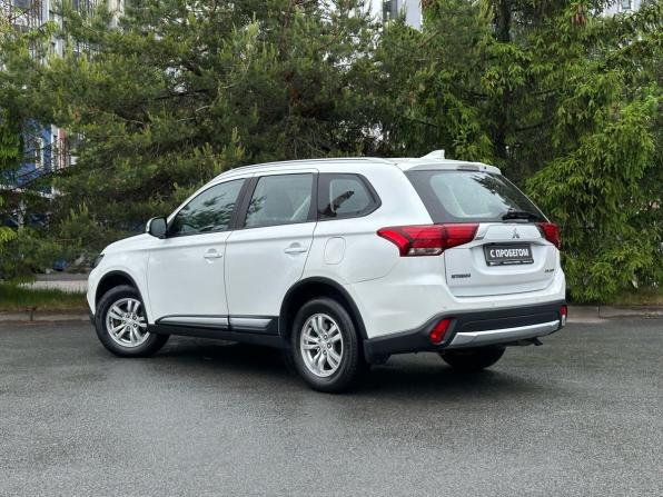 Mitsubishi Outlander III Рестайлинг 2 с пробегом 2018 года, цена 2 045 000 рублей, 77837 км, внедорожник, Автокод Объявления