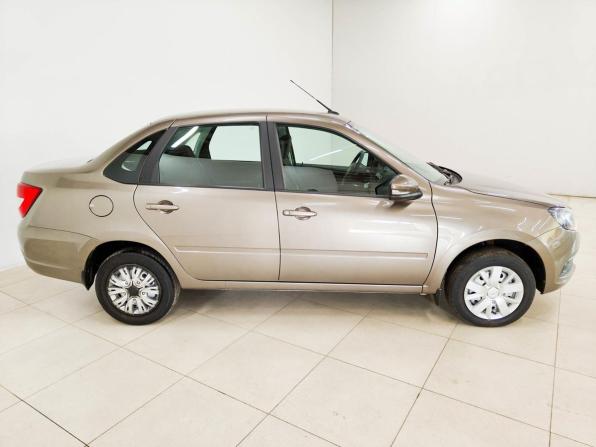 Lada (ВАЗ) Granta I Рестайлинг с пробегом 2024 года, цена 830 000 рублей, 33255 км, седан, Автокод Объявления