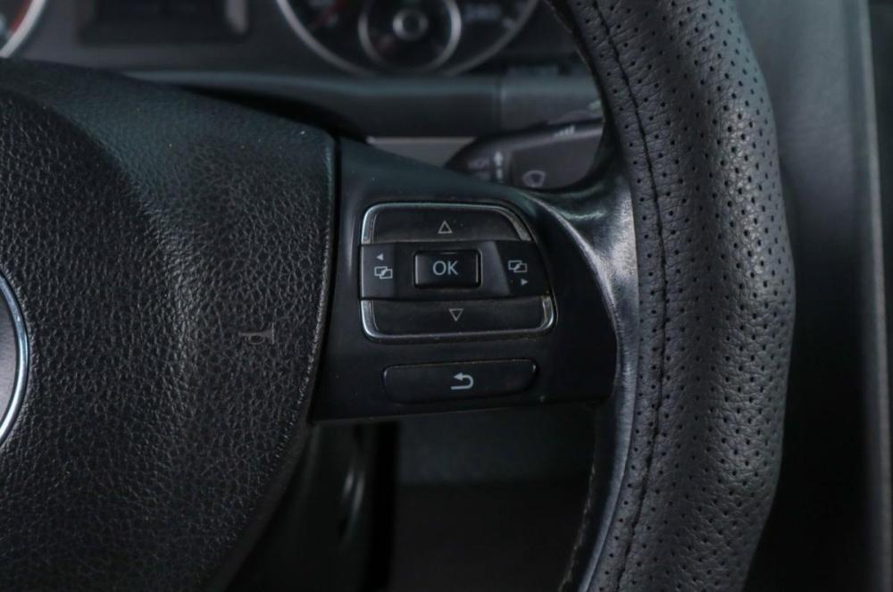 Volkswagen Touran I Рестайлинг 2 Челябинск  - изображение 12