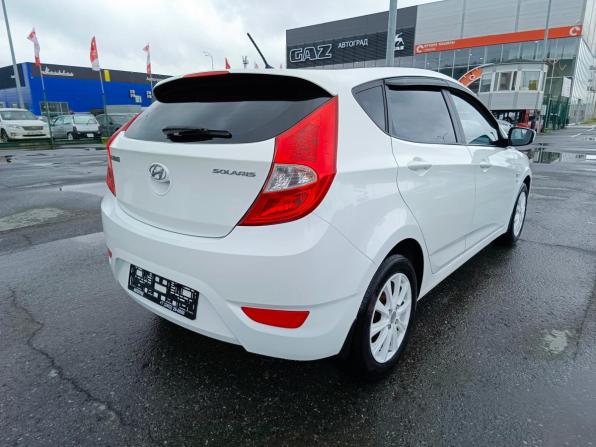 Hyundai Solaris I Рестайлинг с пробегом 2014 года, цена 849 995 рублей, 121332 км, хэтчбек, Автокод Объявления