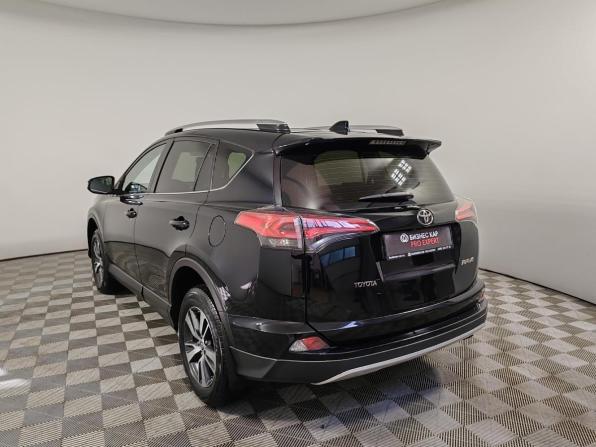 Toyota RAV4 IV (XA40) Рестайлинг с пробегом 2018 года, цена 2 299 000 рублей, 93218 км, внедорожник, Автокод Объявления