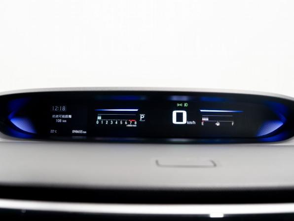 Honda Stepwgn V Рестайлинг с пробегом 2020 года, цена 2 360 000 рублей, 98700 км, минивэн, Автокод Объявления