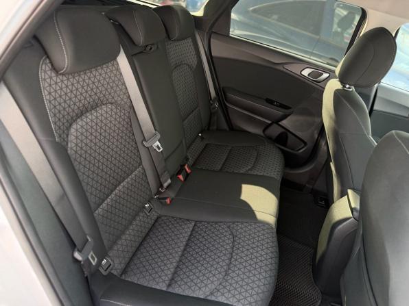 Kia Ceed III с пробегом 2019 года, цена 1 580 000 рублей, 98100 км, универсал, Автокод Объявления