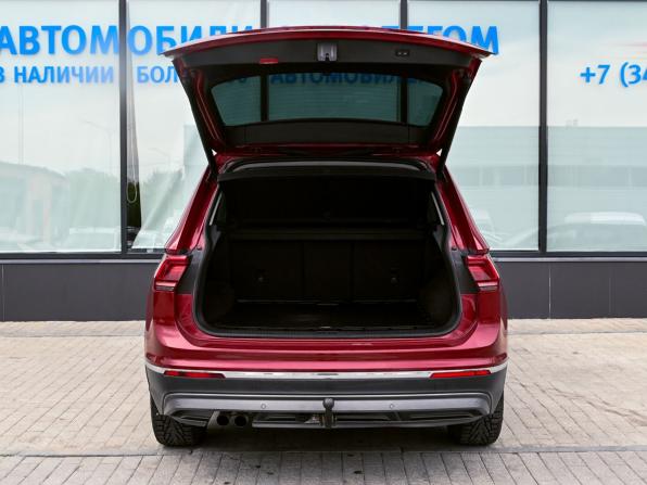 Volkswagen Tiguan II с пробегом 2018 года, цена 2 141 000 рублей, 154581 км, внедорожник, Автокод Объявления