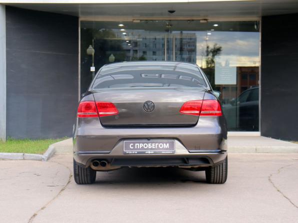 Volkswagen Passat B7 с пробегом 2013 года, цена 1 010 000 рублей, 302355 км, седан, Автокод Объявления