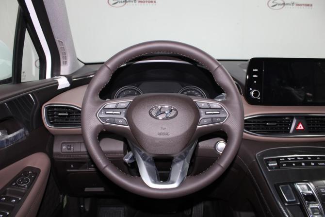 Hyundai Santa Fe IV Рестайлинг с пробегом 2023 года, цена 5 500 000 рублей, 106 км, внедорожник, Автокод Объявления