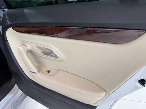 Volkswagen Passat CC I с пробегом 2010 года, цена 1 030 000 рублей, 162791 км, седан, Автокод Объявления