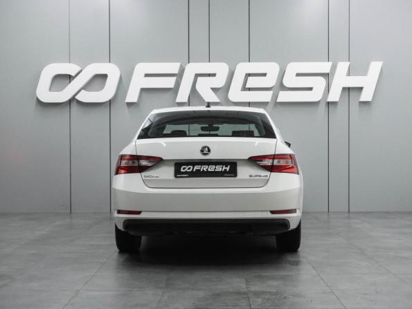 Skoda Superb III с пробегом 2016 года, цена 1 998 000 рублей, 134556 км, лифтбек, Автокод Объявления