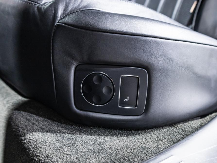 Bentley Continental Flying Spur Санкт-Петербург  - изображение 30