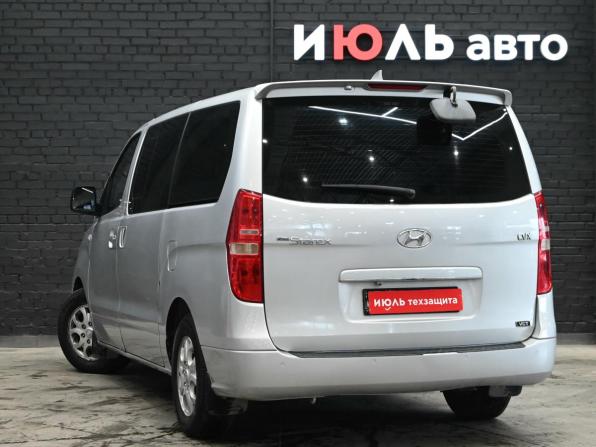 Hyundai Grand Starex I с пробегом 2010 года, цена 1 500 000 рублей, 146078 км, минивэн, Автокод Объявления