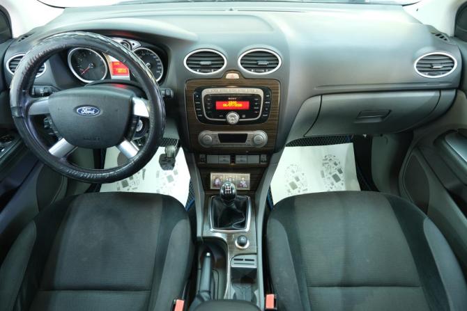Ford Focus II Рестайлинг с пробегом 2008 года, цена 559 000 рублей, 219000 км, седан, Автокод Объявления