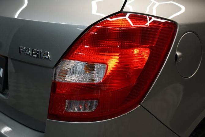 Skoda Fabia II Рестайлинг с пробегом 2013 года, цена 775 000 рублей, 222000 км, хэтчбек, Автокод Объявления