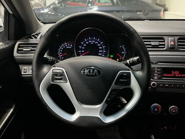 Kia Rio III Рестайлинг с пробегом 2016 года, цена 1 065 000 рублей, 76537 км, седан, Автокод Объявления