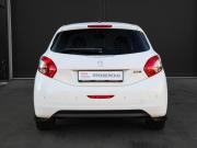 Peugeot 208 I Москва  - изображение 21