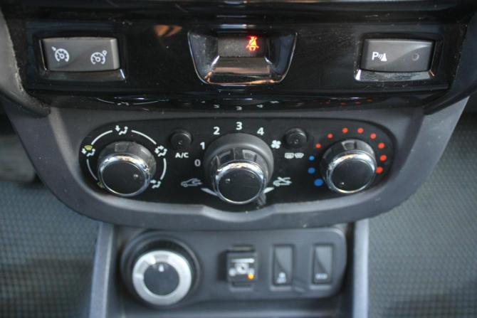 Renault Duster I Рестайлинг с пробегом 2017 года, цена 1 200 000 рублей, 161000 км, внедорожник, Автокод Объявления