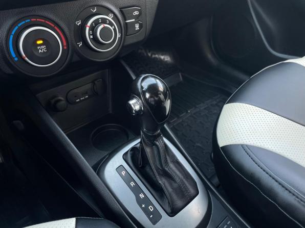 Kia Rio III с пробегом 2014 года, цена 715 000 рублей, 152720 км, хэтчбек, Автокод Объявления
