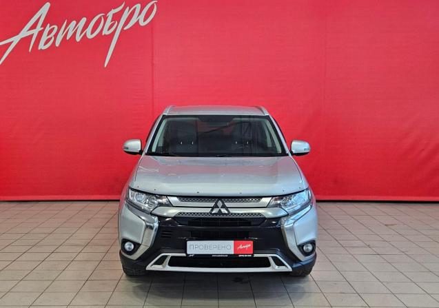 Mitsubishi Outlander III Рестайлинг 3 с пробегом 2018 года, цена 1 920 000 рублей, 160000 км, внедорожник, Автокод Объявления