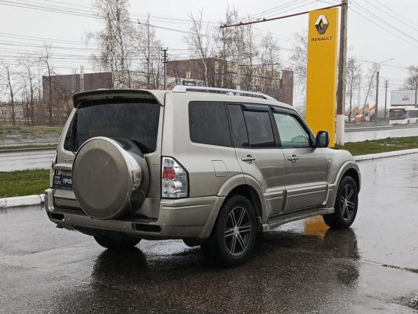Mitsubishi Pajero III Рестайлинг с пробегом 2006 года, цена 650 000 рублей, 328704 км, внедорожник, Автокод Объявления