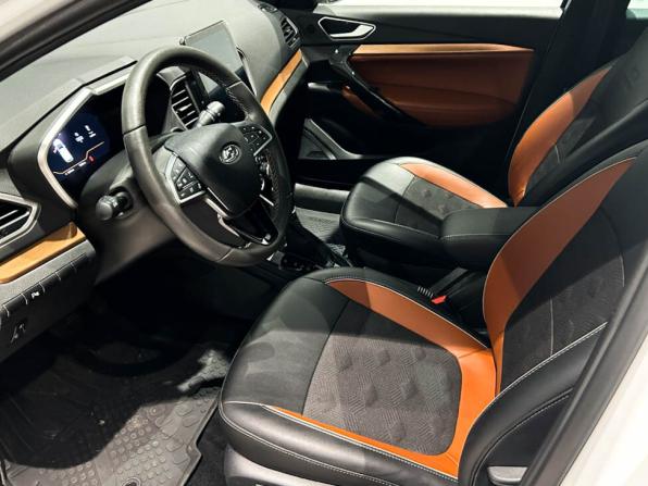 Lada (ВАЗ) Vesta I Рестайлинг (NG) с пробегом 2024 года, цена 1 629 292 рубля, 16189 км, универсал, Автокод Объявления