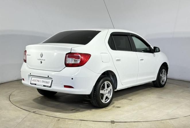 Renault Logan II с пробегом 2018 года, цена 799 000 рублей, 174241 км, седан, Автокод Объявления