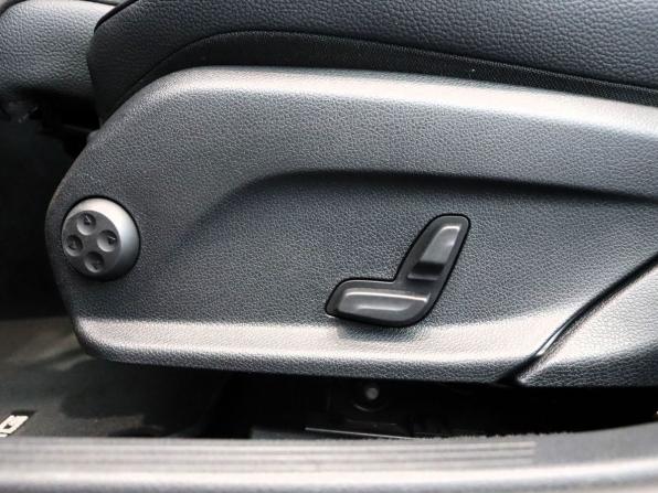 Mercedes-Benz E-Класс V (W213 S213 C238) Рестайлинг с пробегом 2020 года, цена 4 500 000 рублей, 42407 км, седан, Автокод Объявления