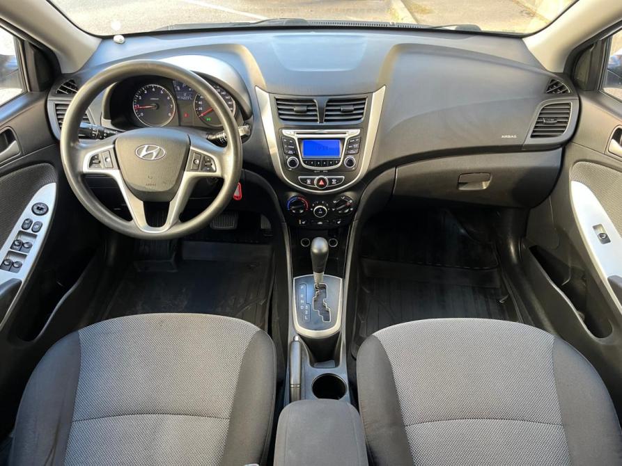 Hyundai Solaris I Санкт-Петербург  - изображение 12