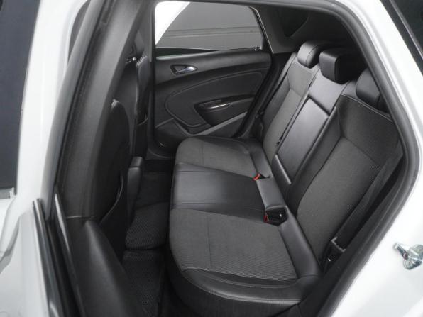 Opel Astra J с пробегом 2010 года, цена 969 000 рублей, 202222 км, хэтчбек, Автокод Объявления