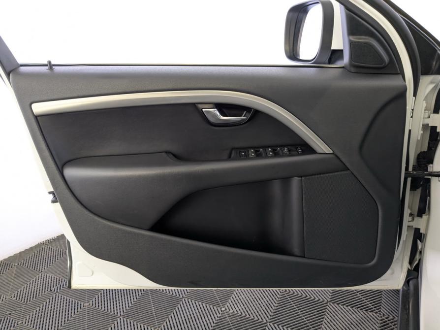 Volvo XC70 II Рестайлинг Москва  - изображение 16