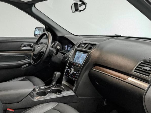 Ford Explorer V Рестайлинг 2 с пробегом 2019 года, цена 4 200 000 рублей, 32576 км, внедорожник, Автокод Объявления