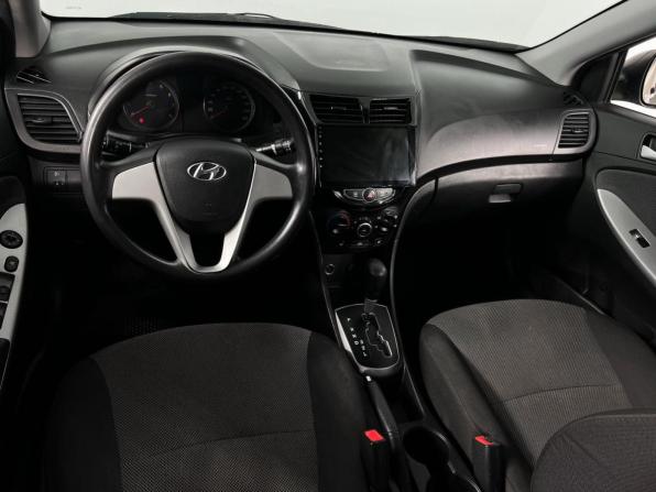 Hyundai Solaris I с пробегом 2012 года, цена 659 900 рублей, 167819 км, седан, Автокод Объявления