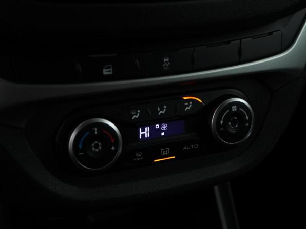 Lada (ВАЗ) Vesta I с пробегом 2021 года, цена 1 399 032 рубля, 64091 км, седан, Автокод Объявления