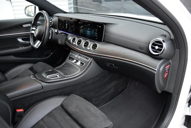 Mercedes-Benz E-Класс V (W213 S213 C238) Рестайлинг с пробегом 2021 года, цена 4 700 000 рублей, 68512 км, седан, Автокод Объявления