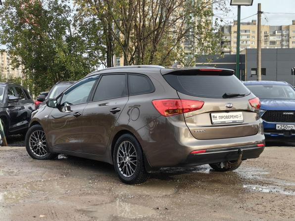 Kia Ceed II Рестайлинг с пробегом 2018 года, цена 1 119 000 рублей, 175329 км, универсал, Автокод Объявления
