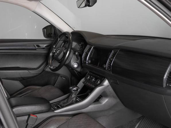 Skoda Kodiaq I с пробегом 2021 года, цена 2 300 000 рублей, 290182 км, внедорожник, Автокод Объявления