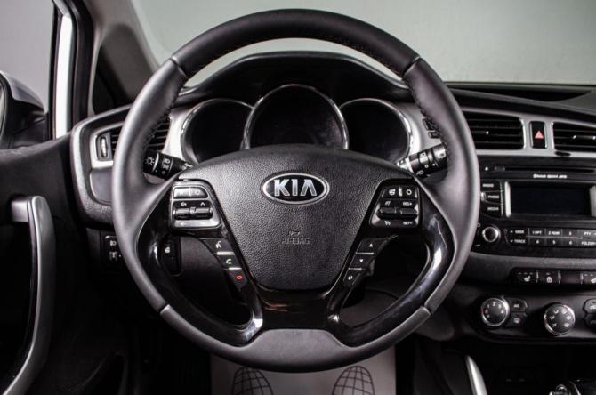 Kia Ceed II с пробегом 2013 года, цена 999 000 рублей, 215000 км, хэтчбек, Автокод Объявления